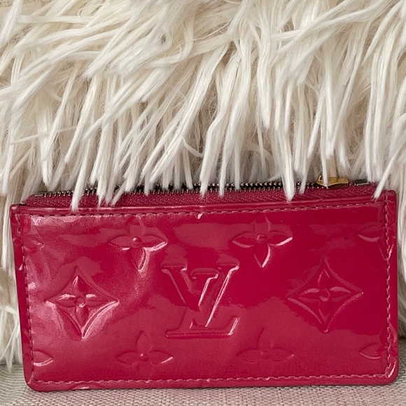⭐️COA⭐️LOUIS VUITTON PINK VERNIS KEY POUCH⭐️💯Authentic - Picture 1 of 5